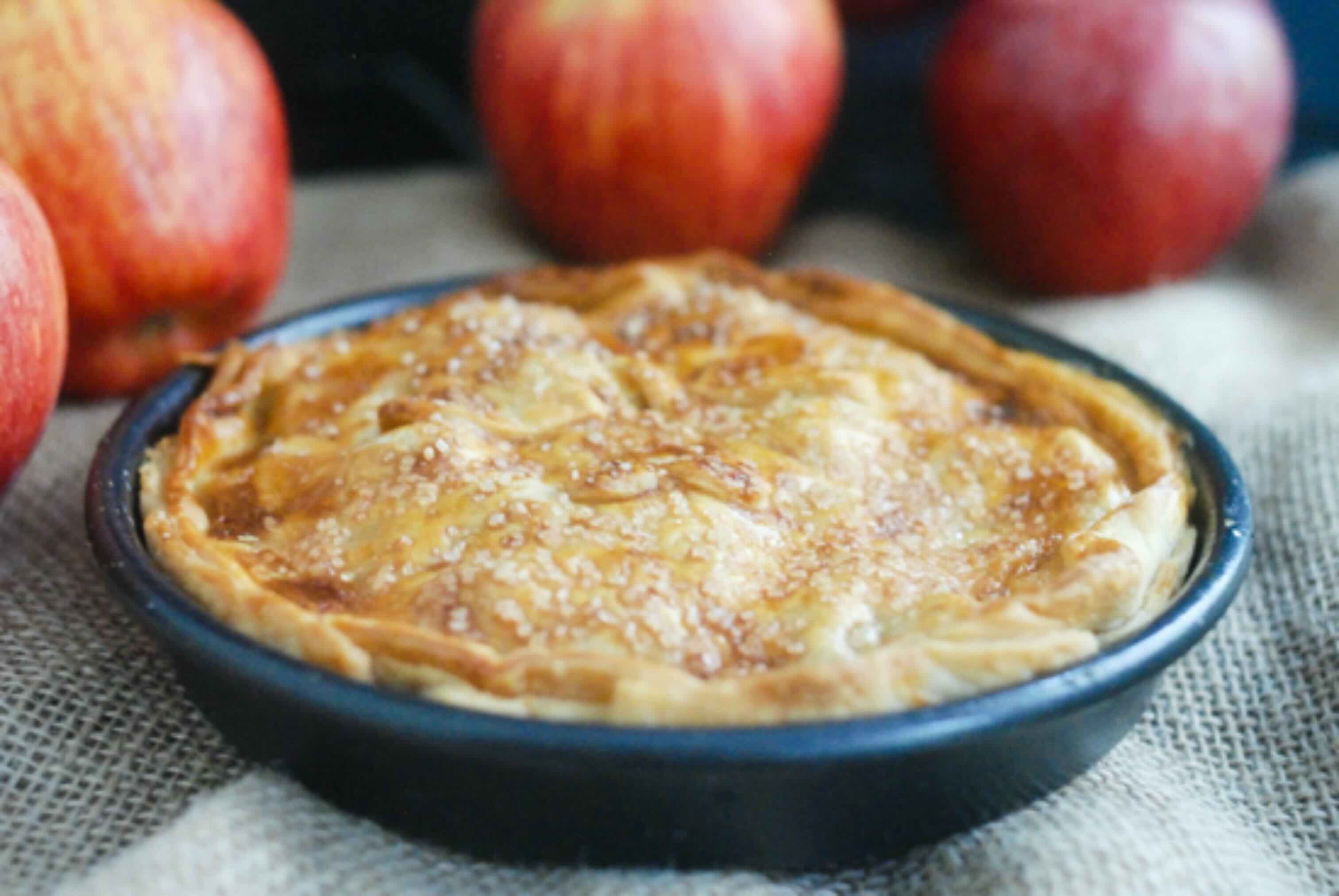 air-fryer-apple-pies-recipe