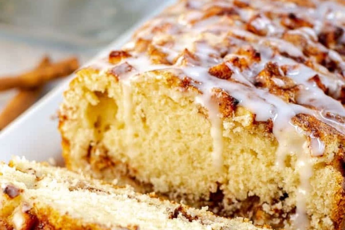 apple-cinnamon-white-cake-recipe