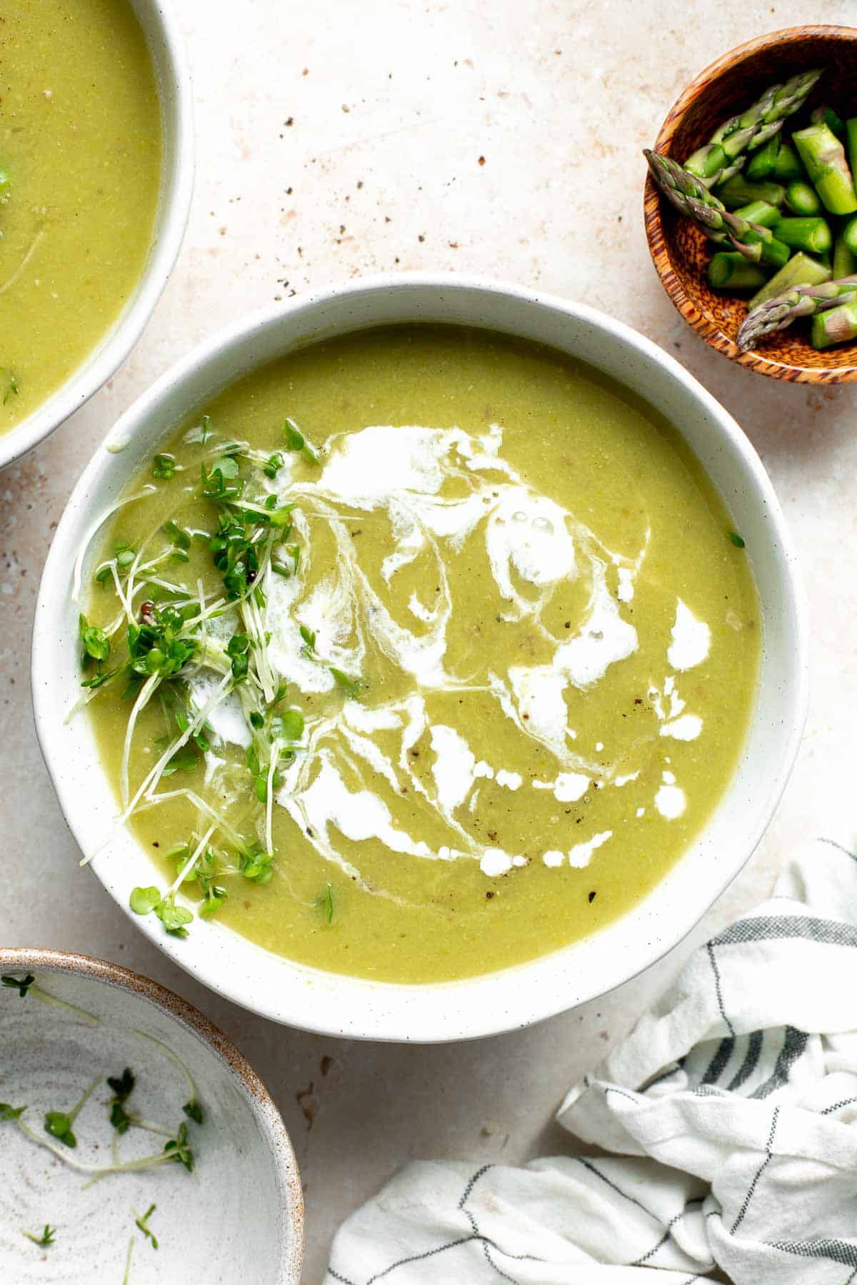 cream-of-fresh-asparagus-soup-recipe