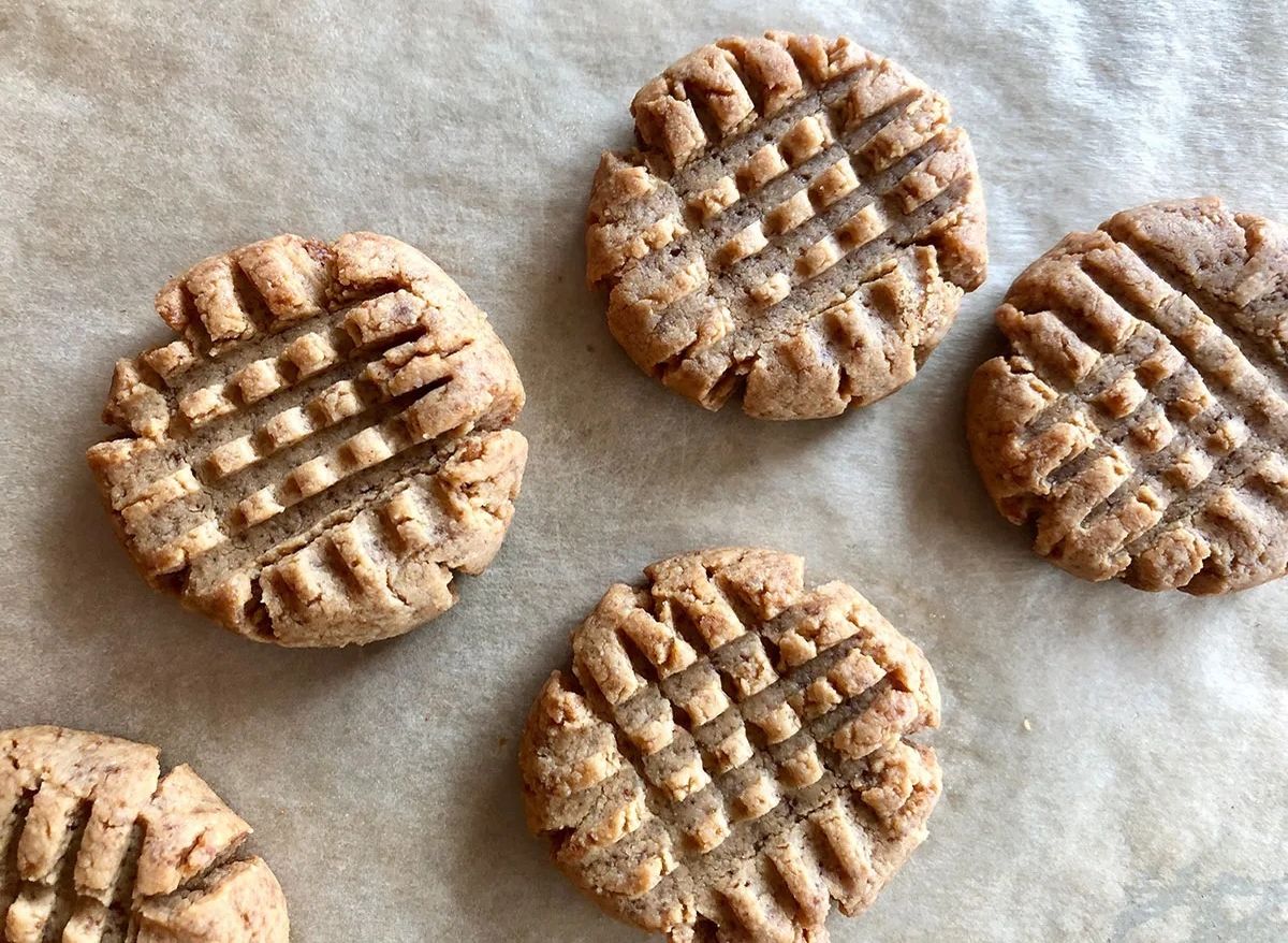 keto-peanut-butter-cookies-recipe