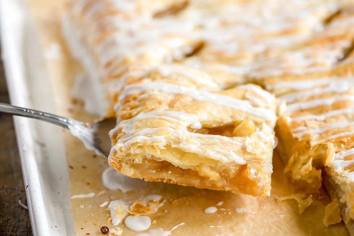 puff-pastry-apple-strudel-recipe